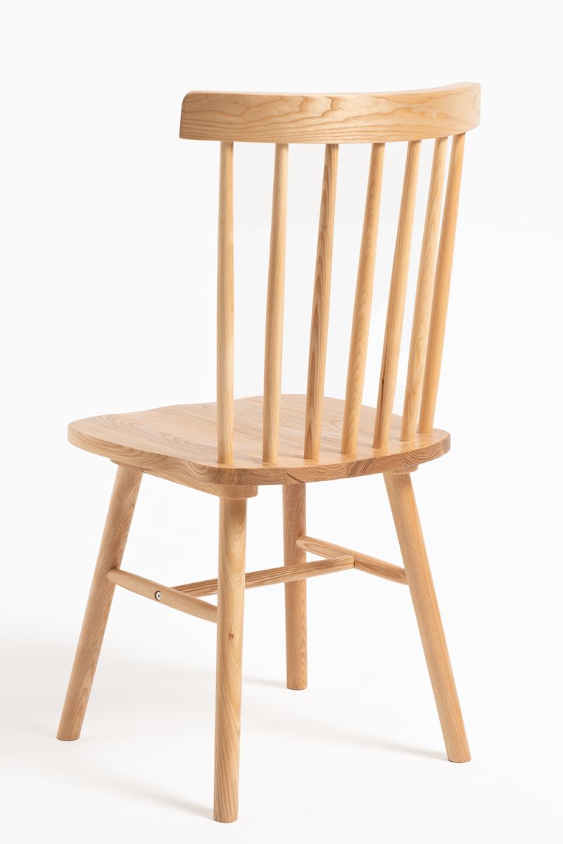 Pack 4 Chaises Wowis Bois: Un classique pour compléter votre salle à manger 