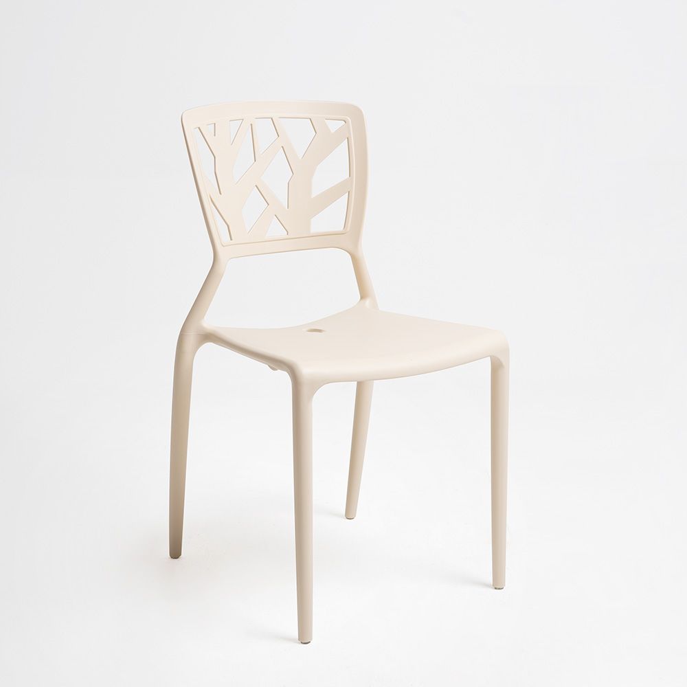 Chaises empilables